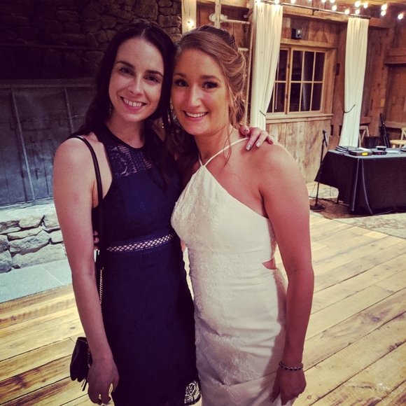 Meet your Posher, Lauren - Picture 4 of 4